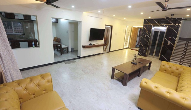3-bedroom with swimming pool villa in lovely Kanathur with WiFi, AC.