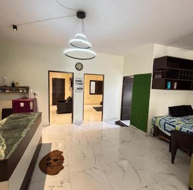 3 BHK villa with cinema and private garden SECTOR 70 NOIDA