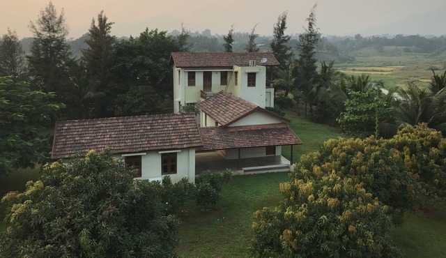 3 Pillar Farm. Kayak. Mountain bike. Trek. Write a book. Or just hang out!