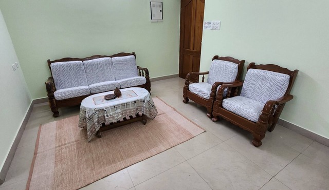 3BHK Glam Apt Full Furnished Greendale