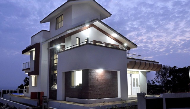 3BHK Villa with Amazing Sea View for Big Group