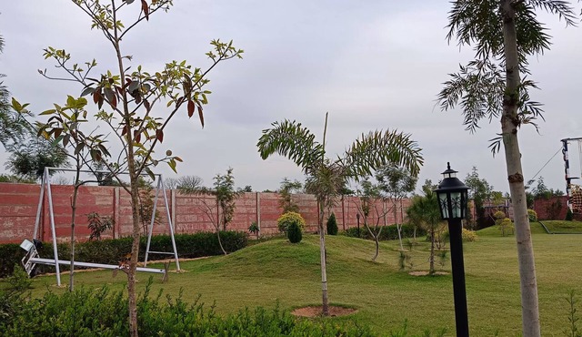 4 Bedroom Luxury Farmhouse Villa With Swimming Pool
