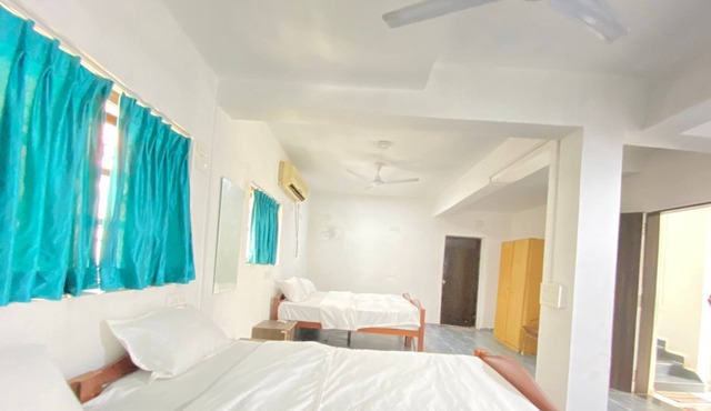 4 bedrooms villa situated near baga beach, beach distance is 500 mtrs