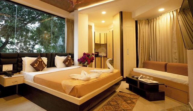 4 Seasons Suites
