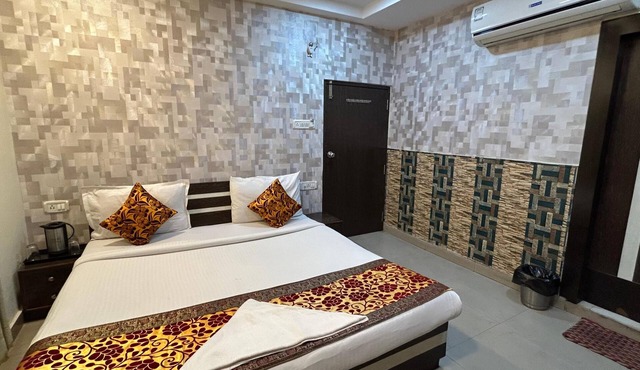 45-room hotel in delightful Varanasi with WiFi, AC. Unwind in comfort