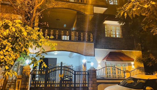 4Bhk luxury Villa at center of Bengaluru, Pet friendly.