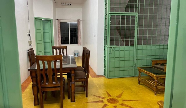 6/65 Old Auroville Road Bommiyarpaalayam 605101. Peaceful Villa. Good Vibes