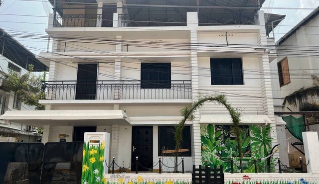 6 Bed Mixed Dormitory in Fort Kochi