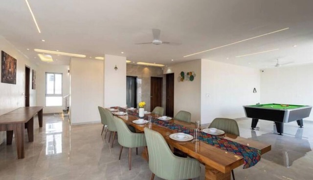 6BHK Delight -Mountain View/Steam Room/CricketTurf
