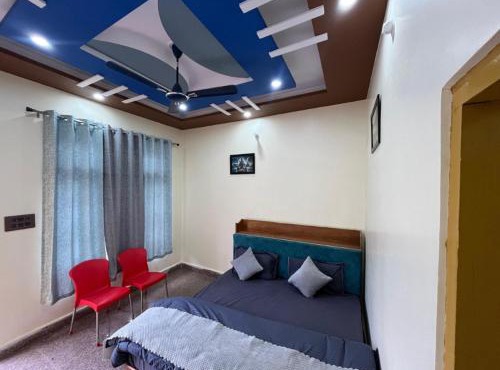 7 Oaks Barkot By StayApart