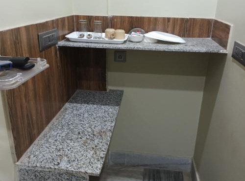 73 Rest House