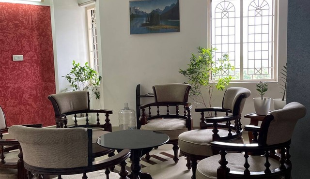 8 min walkable distance from museum, zoo and kanakakunnu palace Prime location