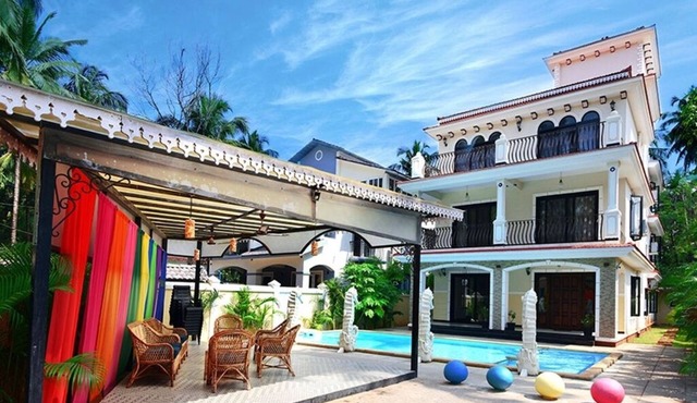 9BHK Private Swimming Pool Villa with Kids Pool, Seahorse Fountains and Playroom