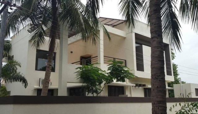 A Modern 4200 sqft villa with great outdoors !