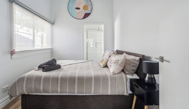 A Modern Coastal Stay in Dromana in Dromana