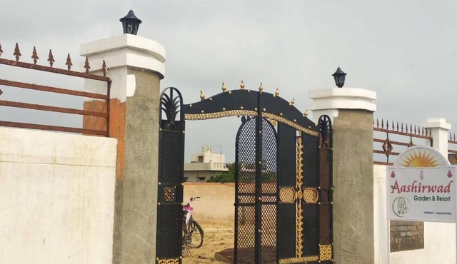 Aashirwad Garden & Resort