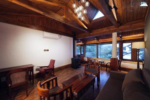 Aasmaani Cottage - 2 BHK Family Cottage