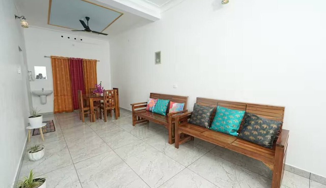 Air-conditioned Orchid 2 BHK beach Appartment