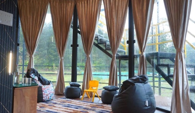 Airas Resort
