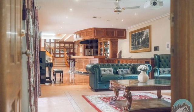 Aircabin｜Warrandyte | Luxury 8 Beds Holiday House in Warrandyte