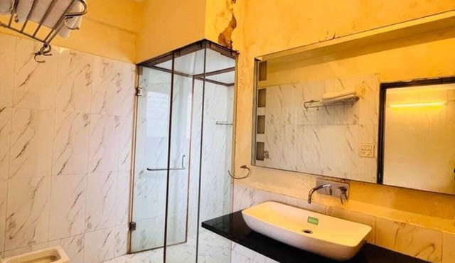 AK by Valecha's Villa Suites
