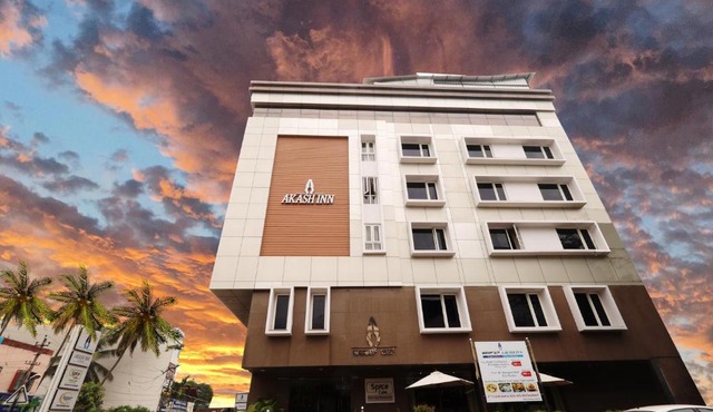 Akash Inn