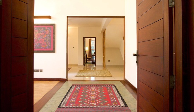 Alaya @ Calypso - 6,000 Sq Ft Luxe Duplex - Stunning Stays for Groups & Families
