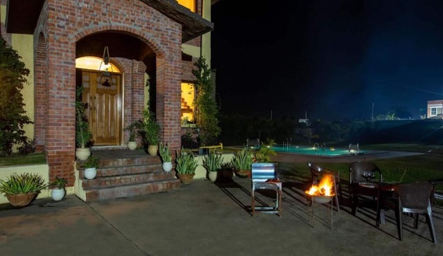 Alaya Stays Anantara 3 BHK Farmhouse