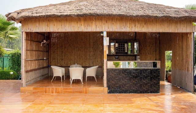 Alaya Stays Aurea 4 BHK Farm With Pool
