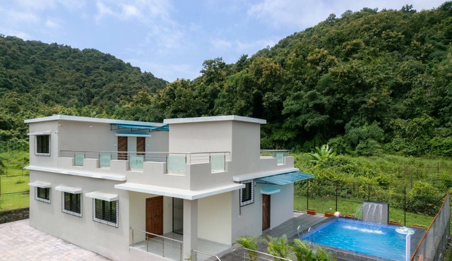 Alaya Stays The Fernstead 5BHK Villa