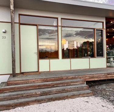 Alloca Beach Shack in Marion Bay