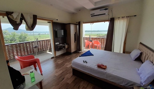 Allure de Baranti Purulia