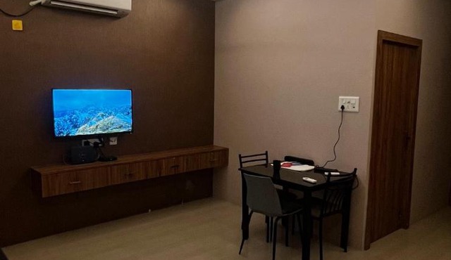 Alma by MyCasa Elegant 2BHK Stay in TTK Road