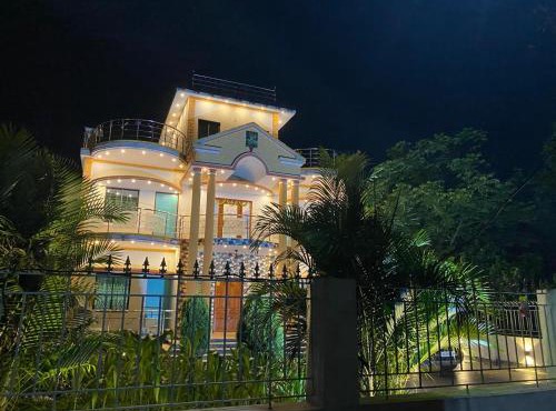 ALOamarALO - Homely Comfort with a Touch of Luxury at Shantiniketan
