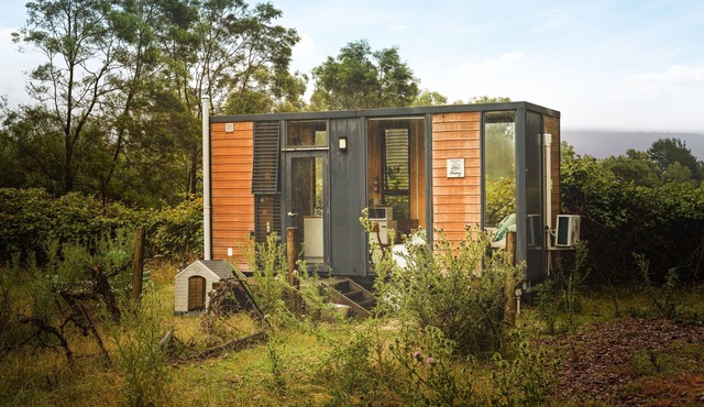 Alpaca Tiny House with Vineyard Lakeside by Tiny Away in Flowerdale