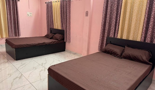 Alpine Stay,Budget Friendly Hotel
