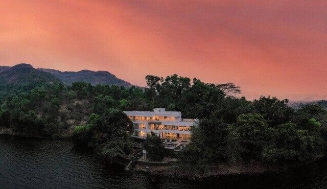 Amã Stays & Trails White House, Lonavala