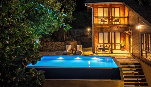 Amã Stays & Trails The Malarbar Villa Iris, Kozhikode