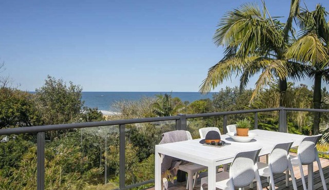 Amazing beach views with a pool. Easy walk to beach and bay