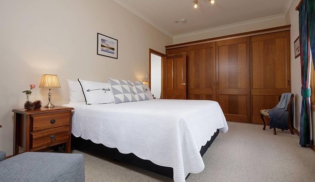 Ambience on Huon B&B in Wattle Grove