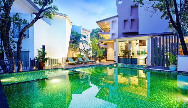 Amoravida By 7 Apple Resorts