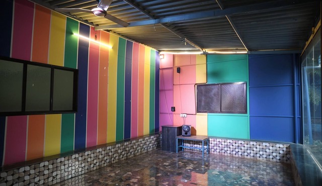 Anand hillside Retreat 3BR Pool Villa by Homeyhuts