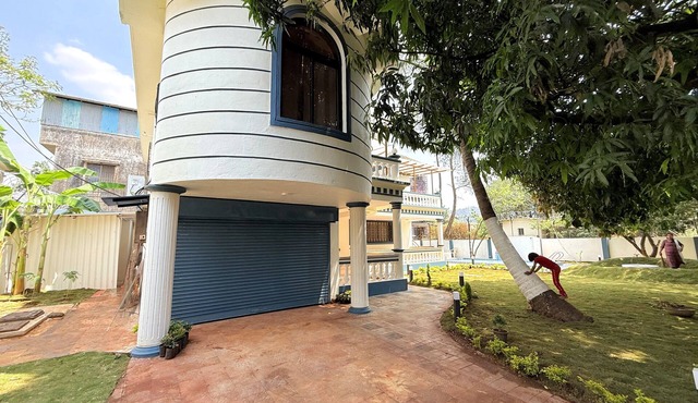 Anand Mansion