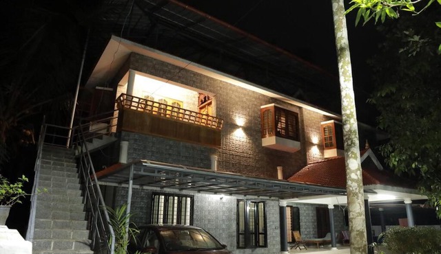Anandam Stays - Premium 3BHK plush homestay, Vaikom near Kumarakom