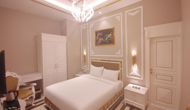 Anant Palace