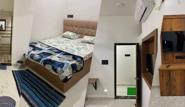 AnantShree Guest House