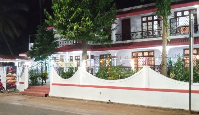 Angelo's 4 Bedroom holiday Villa & Restaurant near Panaji, North Goa