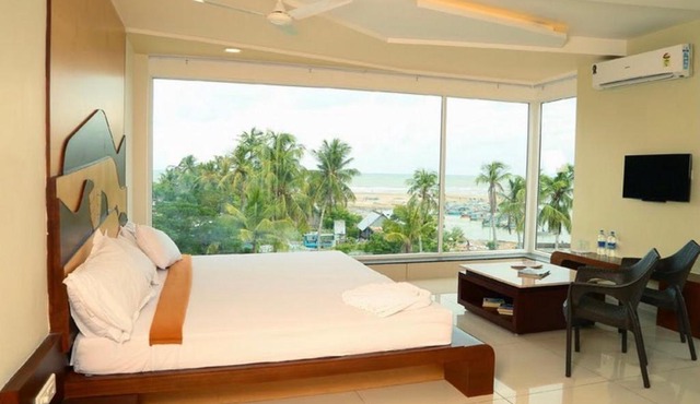 Annai in Saravana Bhavan Fine stay and Restaurant
