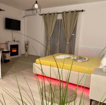 Apartament de lux Craiova Zona Ford cu cadă freestanding și șemineu!