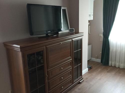 APARTWEST
